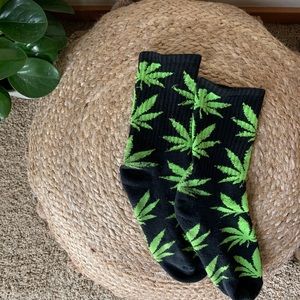 Leaf Socks